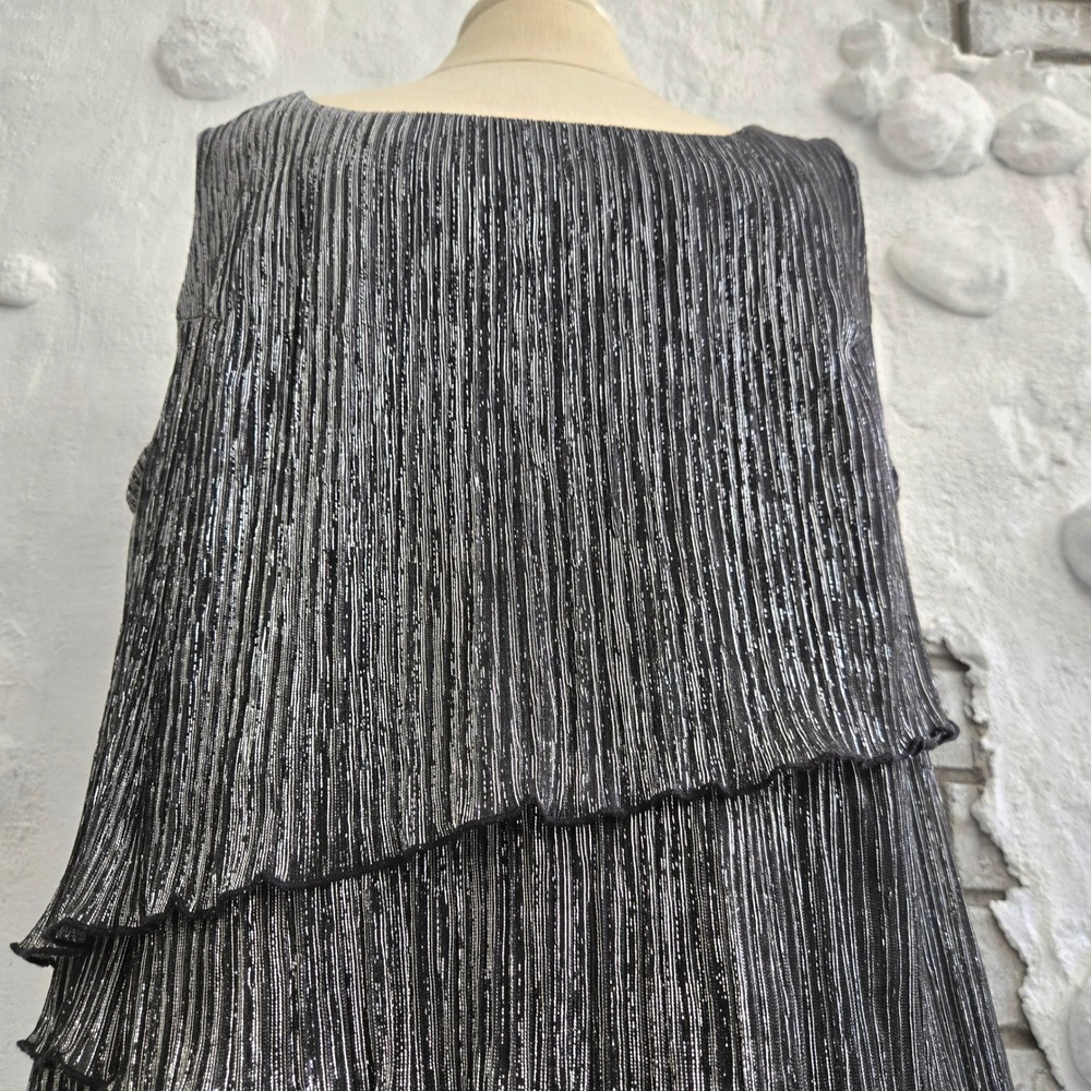 Connected Apparel Women Black Silver Metallic Tiered Plissé Cocktail Dress 16W - Picture 5 of 15
